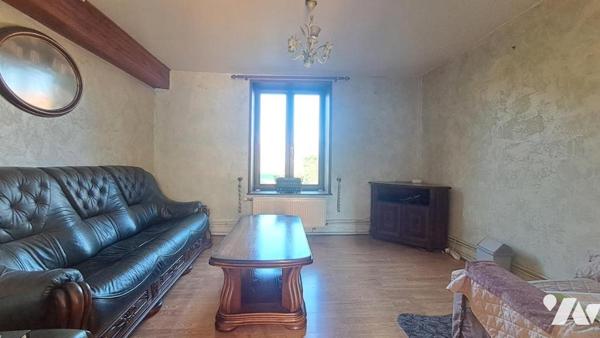 MAISON 2 LOGEMENTS + COUR, DEPENDANCE, GARAGE, PUIT