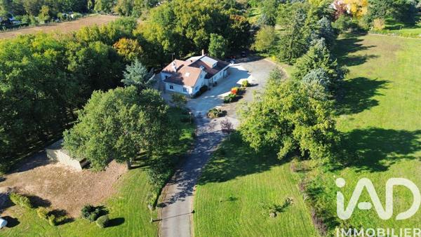 Maison à vendre 11 pièces 228 m² Cenon-sur-Vienne