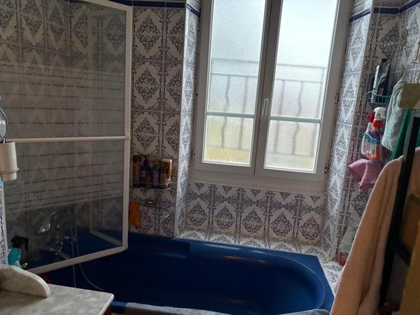 Maison familiale atypique