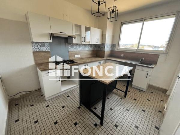 Location Appartement 3 pièces 70.47 m² - Pineuilh 33220