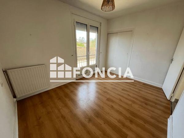 Location Appartement 3 pièces 70.47 m² - Pineuilh 33220