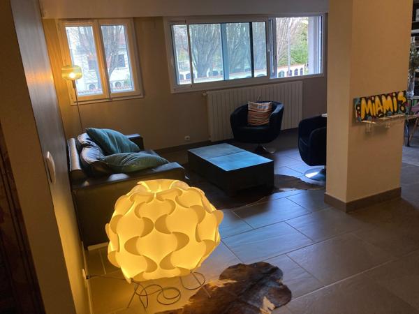 Coup de cœur à Bayonne – Spacieux T3 de 84 m² refait à neuf