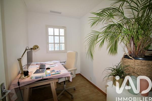 Maison à vendre 6 pièces 215 m² Vidauban