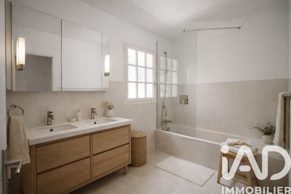 Maison à vendre 6 pièces 215 m² Vidauban