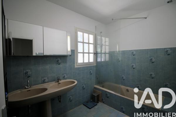Maison à vendre 6 pièces 215 m² Vidauban