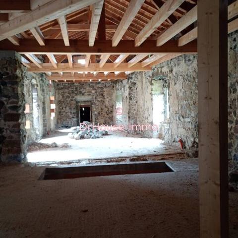 Immeuble à vendre 10 pièces de 600 m²