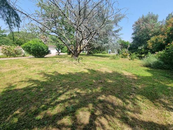 Terrain à vendre |  Frouzins |  708 m²