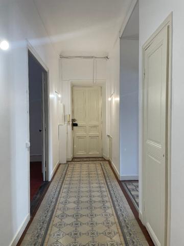 Avenue Malaussena - 5 pièces de 104 m2 + balcon. Entièrement rénové.