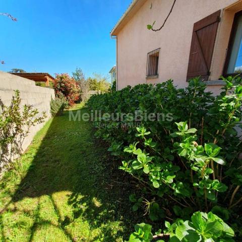 Maison de 140m2 avec 4 chambres sur un terrain de 1453m2