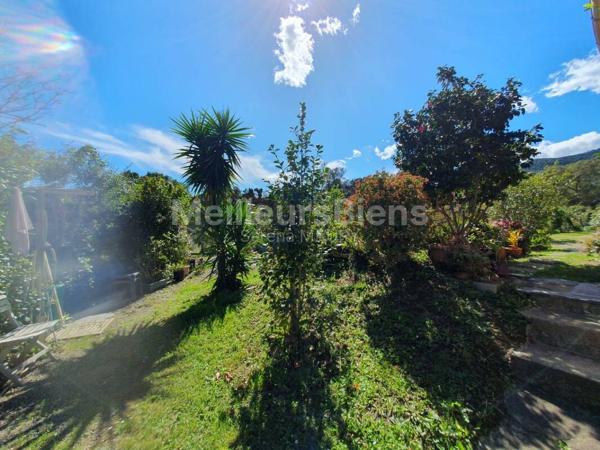 Maison de 140m2 avec 4 chambres sur un terrain de 1453m2