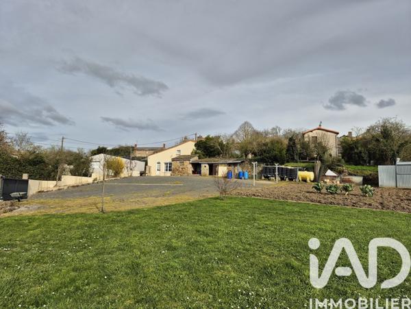 Maison à vendre 4 pièces 113 m² Saint-Loup-Lamairé