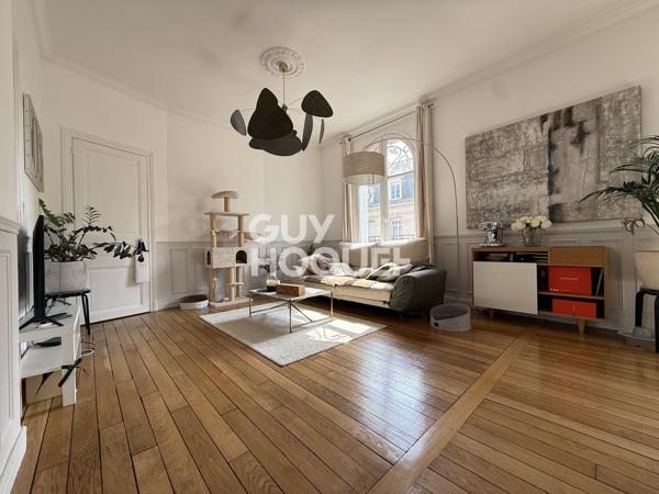 Appartement de charme 89 m² – 2 chambres – Parking et cave – Reims Gambetta