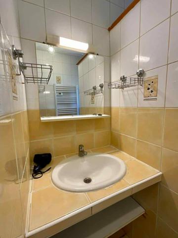 Maison 3 chambres avec jardin – Aucun travaux – La Faurie 05140