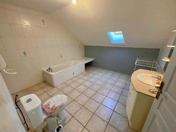 Maison 3 chambres avec jardin – Aucun travaux – La Faurie 05140