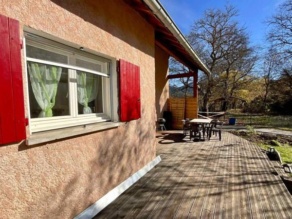 Maison 3 chambres avec jardin – Aucun travaux – La Faurie 05140