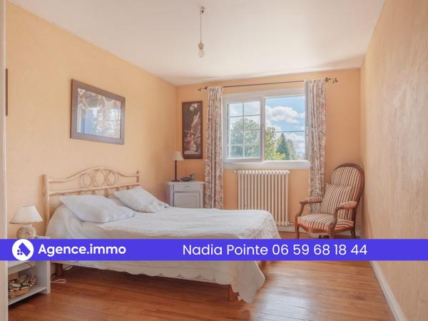 À vendre - Maison individuelle, 8 pièces située à Ger (64530)