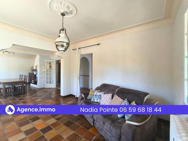 À vendre - Maison individuelle, 8 pièces située à Ger (64530)