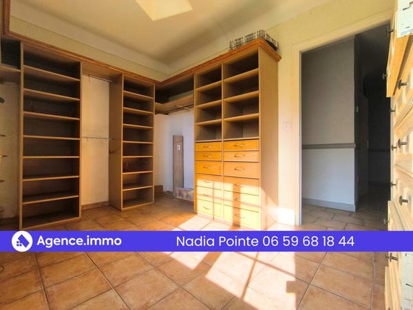 À vendre - Maison individuelle, 8 pièces située à Ger (64530)