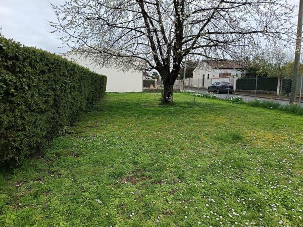 Terrain situé à Cognac, d'une superficie de 645 m²