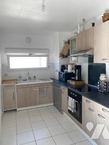 Saint Nicaise : appartement de 3 pièces avec parking