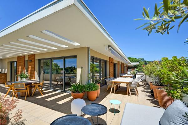 Vente Appartement de luxe Aix-en-Provence 5 Pièces 135 m²
