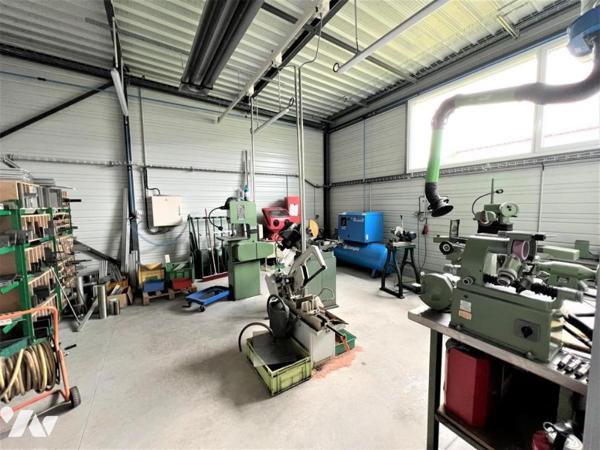 Local industriel de 2018