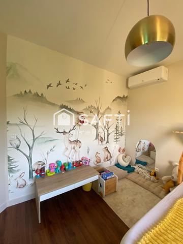 CAYRAC, Maison d'architecte d'environ 194m2 sur un terrain arboré de 3852 m2