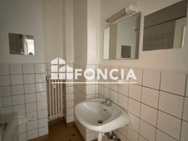 Location Appartement 3 pièces 63.5 m² - 17 PLACE D'AUSTERLITZ Strasbourg 67000