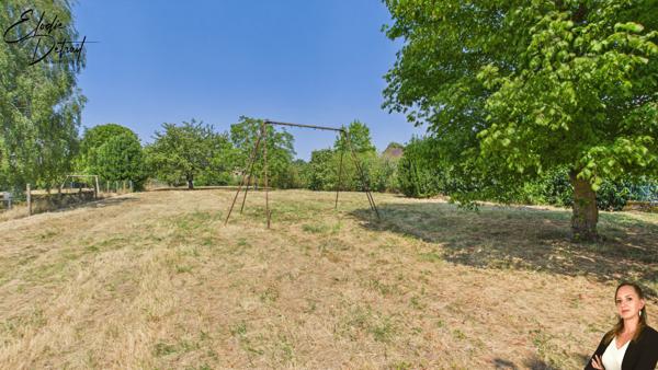 Maison
         8 pièces
        - 143 m² 186 500 € *
