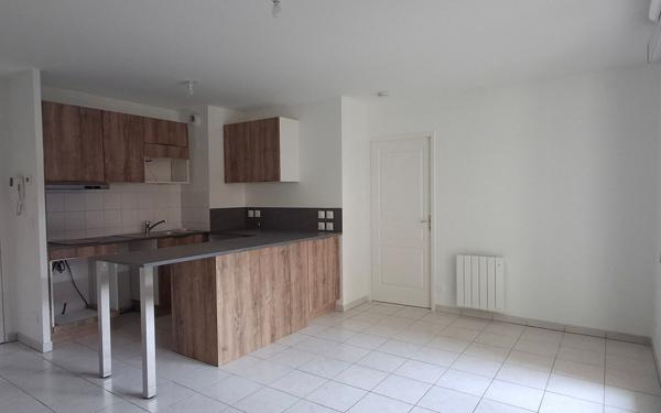Appartement à louer    2 pièces • 36,85 m2 Sainte-Foy-lès-Lyon