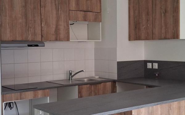 Appartement à louer    2 pièces • 36,85 m2 Sainte-Foy-lès-Lyon