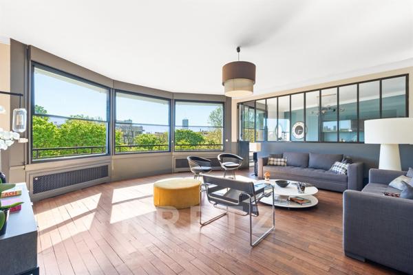 Appartement familial aux vues dégagées sur la nature et Tour Eiffel”