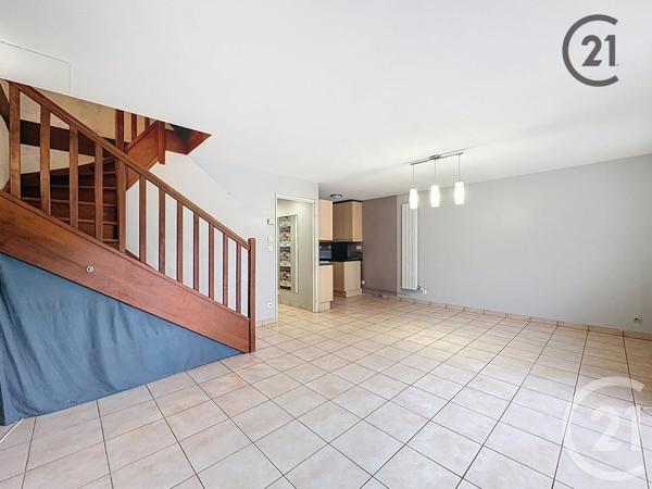 Maison à vendre  5 pièces - 90 m2 LIEUSAINT - 77