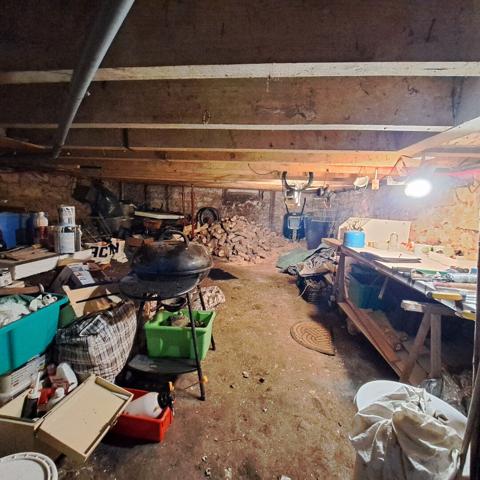 A VENDRE MAISON DE VILLE RENOVEE AVEC JARDIN / 3 CHAMBRES