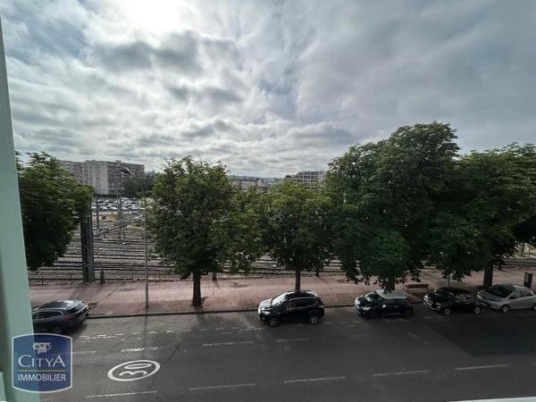 Appartement à louer 3 pièces 78.76m² Limoges (87000)