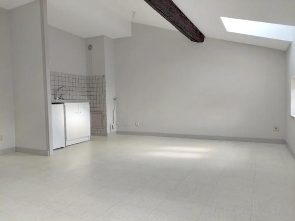 Appartement à louer à Mâcon (71000)