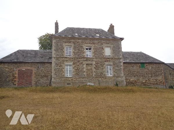 Maison de maître avec écuries et hangar