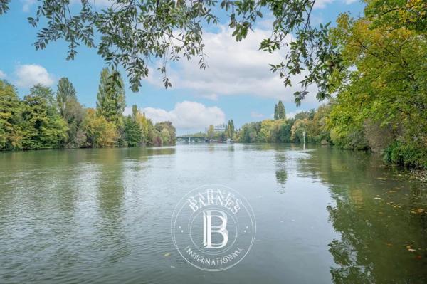 Rueil-Malmaison, Maison 6 Chambres -  300 m² à vendre