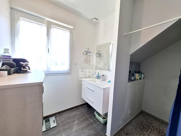 Maison à vendre T7 - VINEUIL - Récente, beaux volumes, 4 chbs, classe DPE "A"