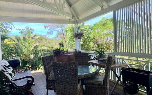 Maison à vendre    6 pièces •  Saint-Paul