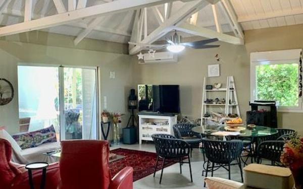 Maison à vendre    6 pièces •  Saint-Paul