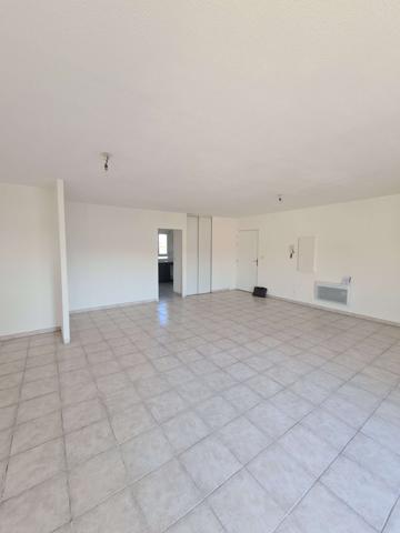 T4 - 91 m² + balcon + garage PERPIGNAN