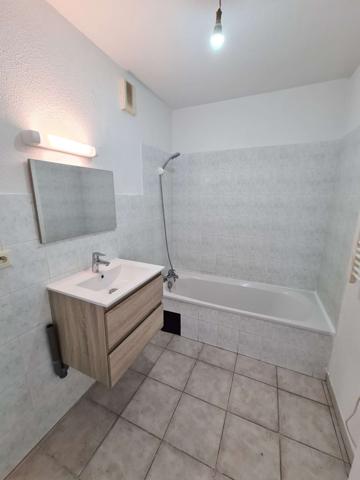 T4 - 91 m² + balcon + garage PERPIGNAN
