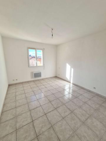T4 - 91 m² + balcon + garage PERPIGNAN