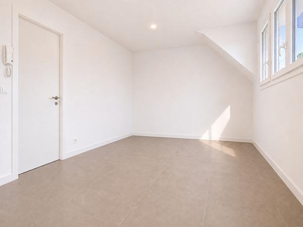 Maison 11 pièces 250 m2