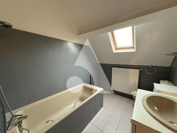 Appartement 4 pièces 105.87 m2