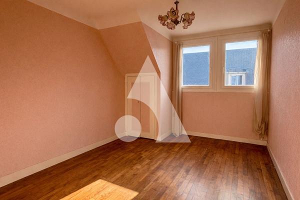 Appartement 4 pièces 105.87 m2