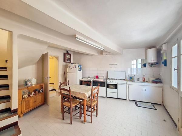 Maison de village avec Jardin et fort potentiel