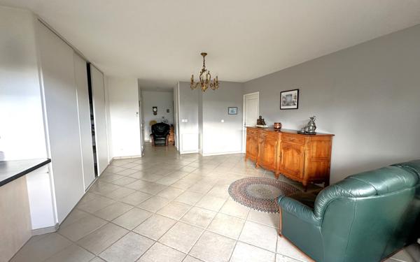 Appartement à vendre    4 pièces • 76,08 m2 L'Arbresle