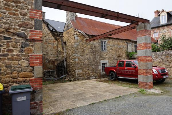 IMMEUBLE DE RAPPORT,